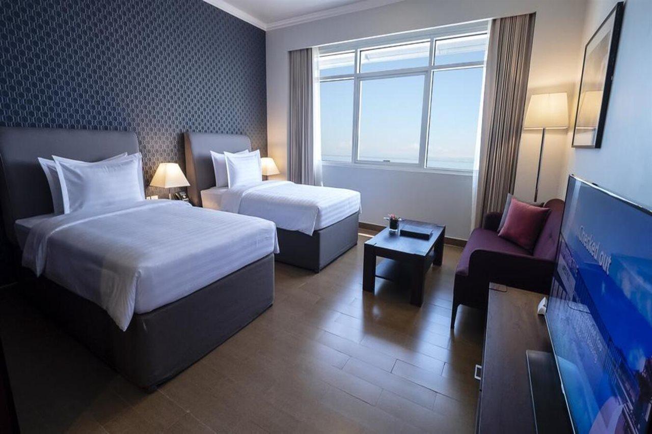 The Curve Hotel Doha Exterior photo