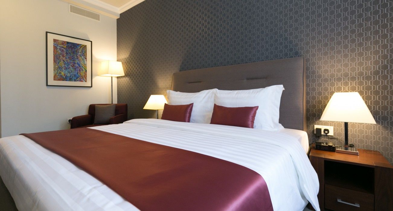 The Curve Hotel Doha Exterior photo